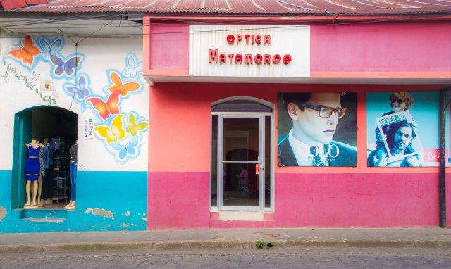 Jinotega cromático-comercial (4 de 10) by Iara Vega Linhares