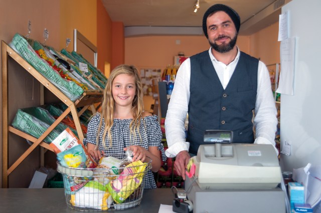 VERSE A1 2 (841x558.74).jpg